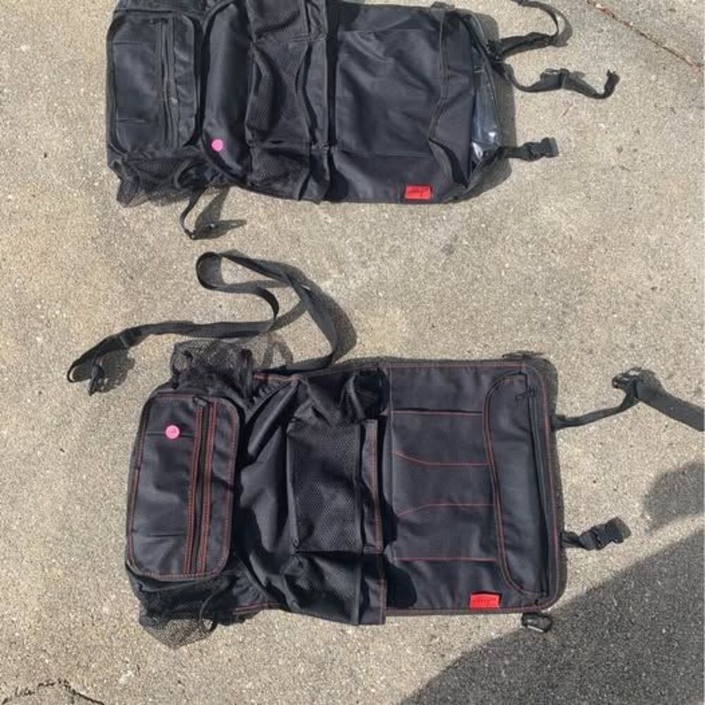 2 Car seat organizer